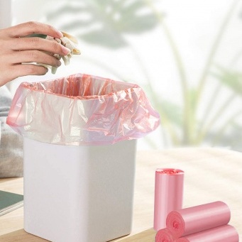 Купить Мешки для мусора с ароматом клубники 30 литров Homsu, размер M, 50*60 см, 120 шт (6 роликов x 20 шт)